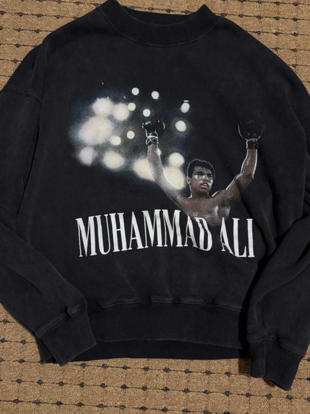 ABERCROMBIE & FITCH "Muhammad Ali" Crewneck Sweatshirt  - SIZE XS